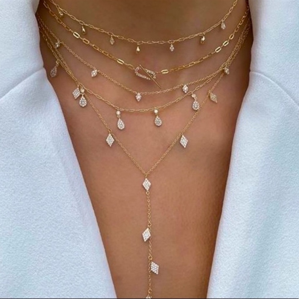 NEW 18K Diamond shape choker